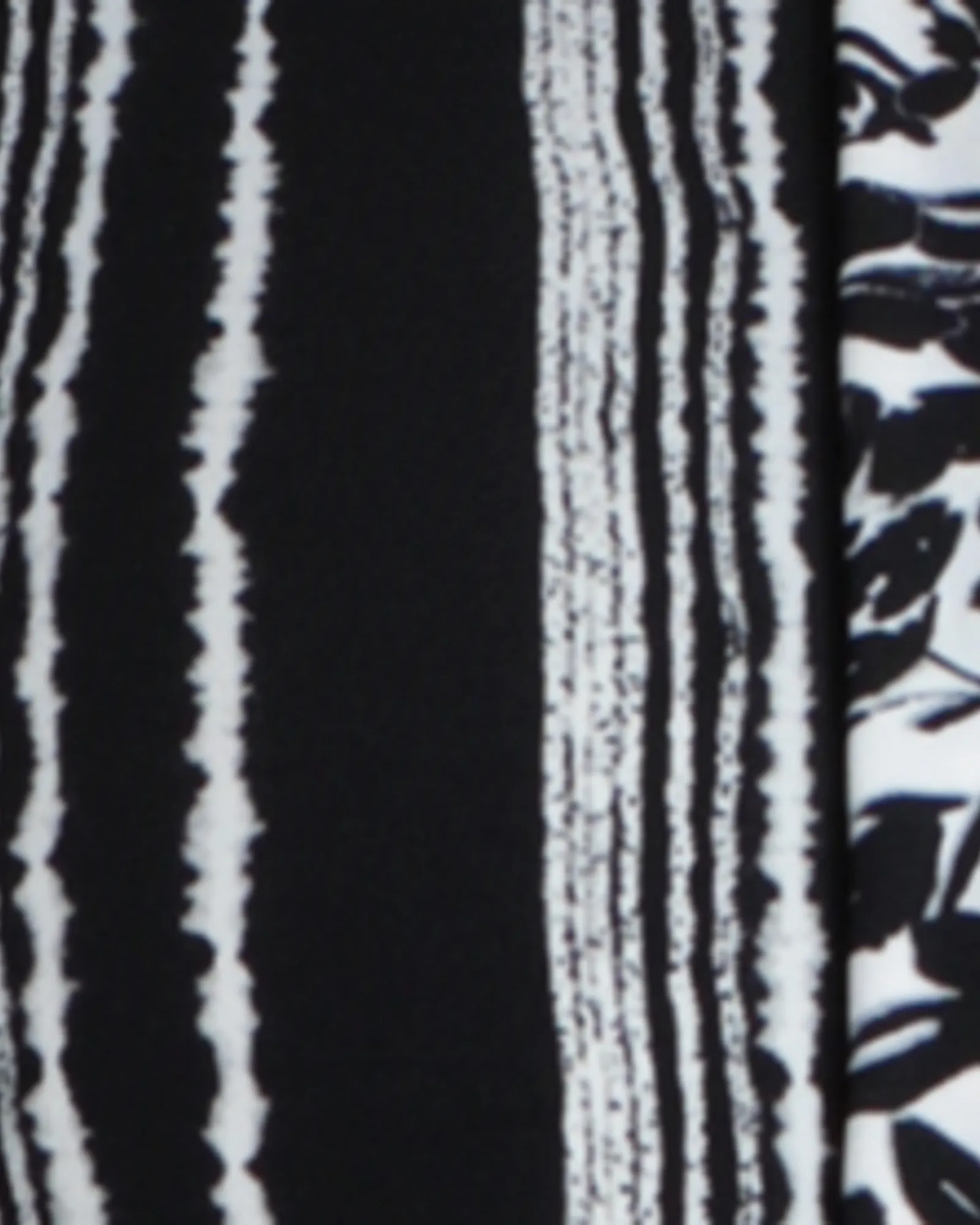 Cynthia Mixed Print Tank | Black / White