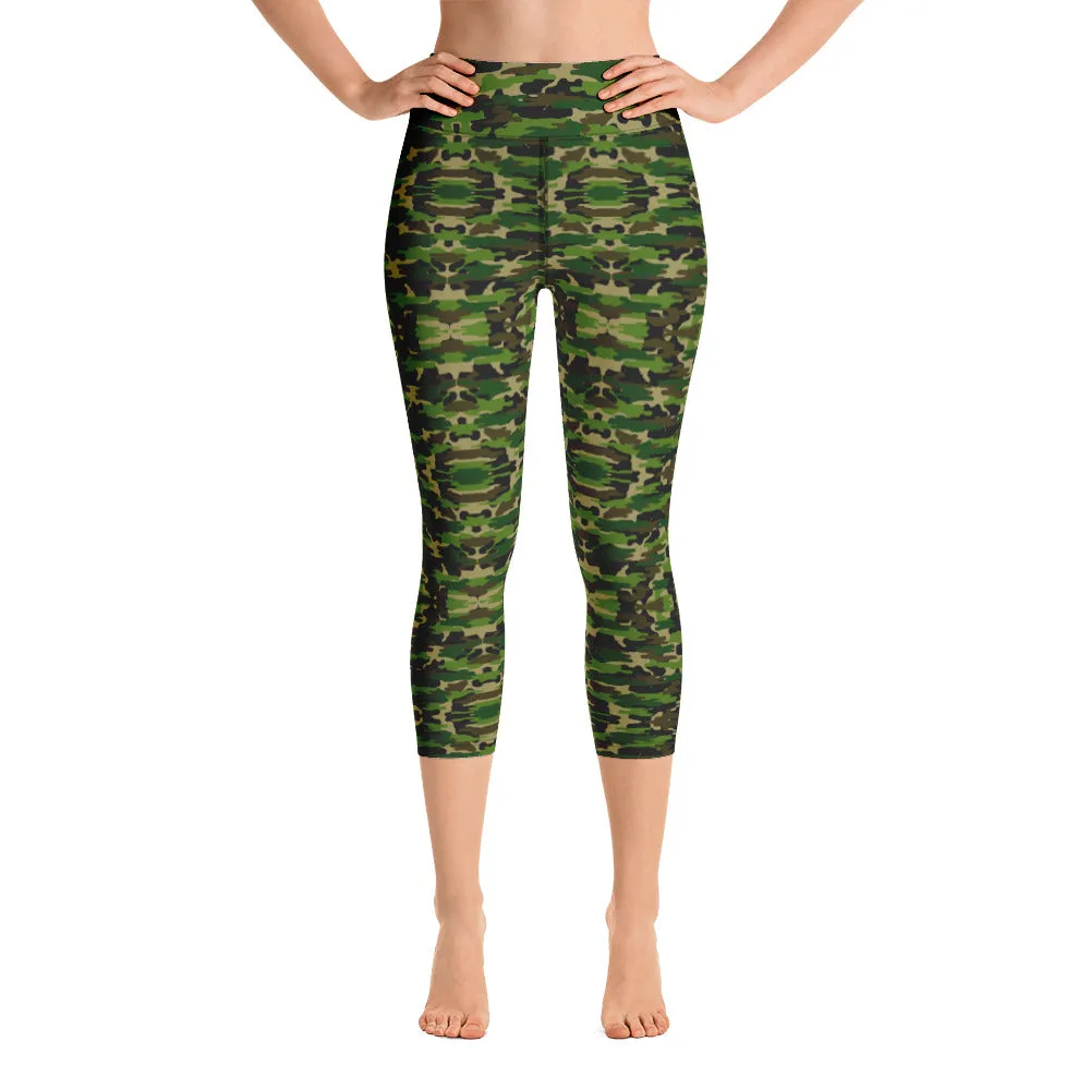 Green Camo Yoga Capri Leggings, Camouflage Military Print Women's Capris Tights-Made in USA/EU/MX
